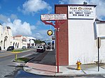 Tarpon Springs hist dist sign01